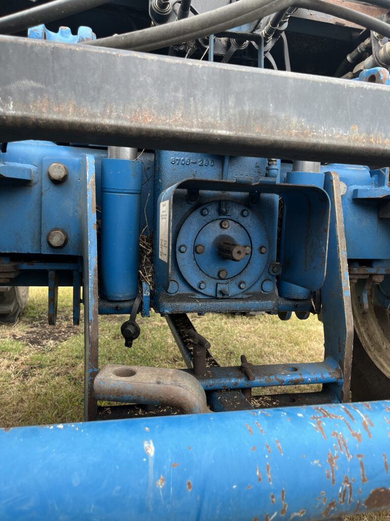 1993 Ford Versatile 7030 Bi-Directional Tractor with Loader 9