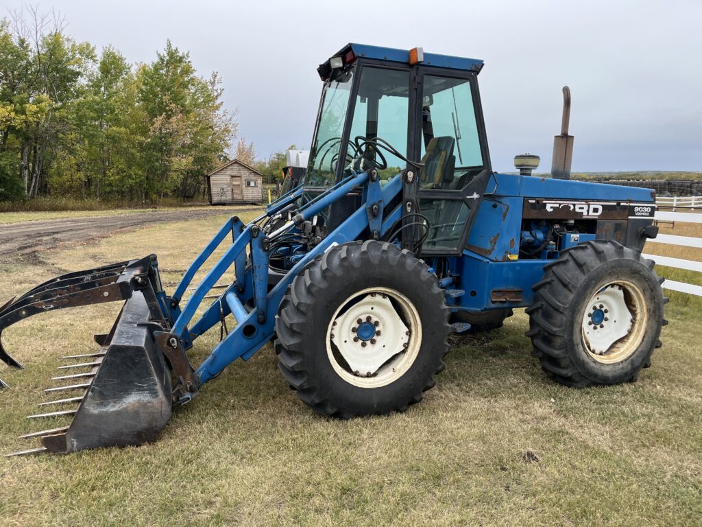 1993 Ford Versatile 7030 Bi-Directional Tractor with Loader 1