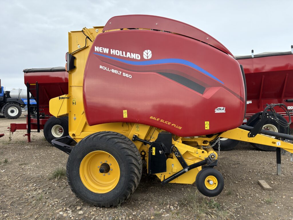 2024 New Holland Roll-Belt 560 Bale Slice Plus
