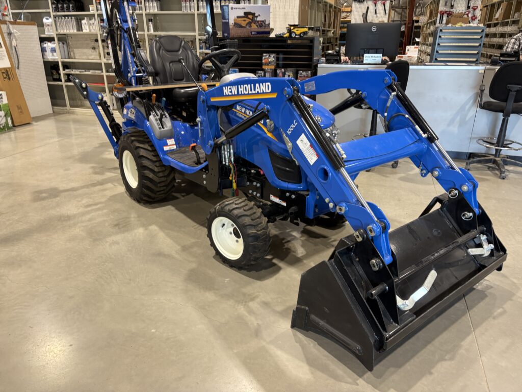 2023 New Holland Workmaster 25S 1