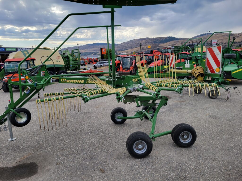 2023 Krone SW46 Rake 3
