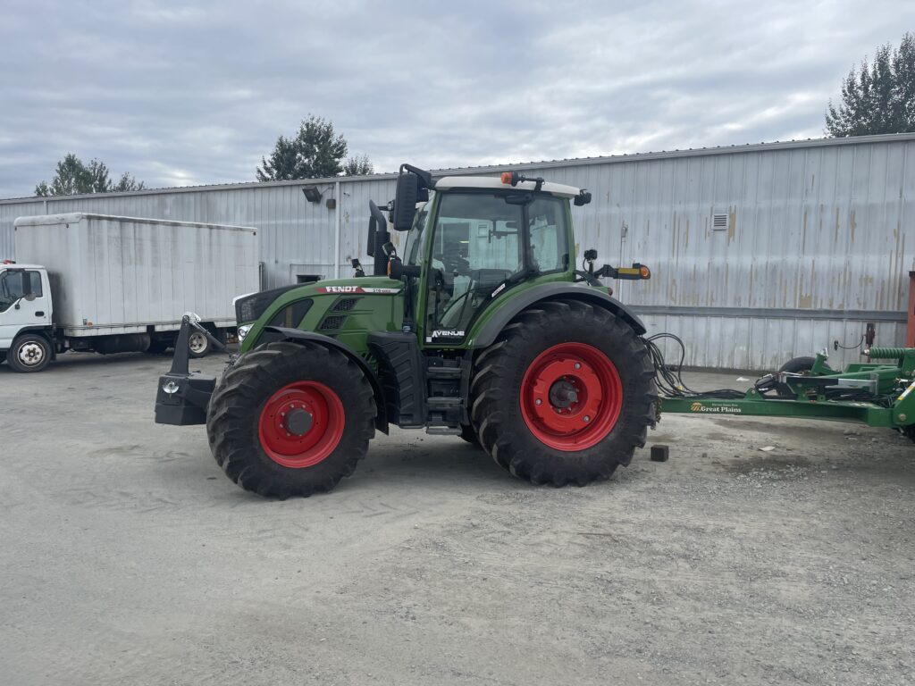 New 2023 Fendt 516G3 Tractor