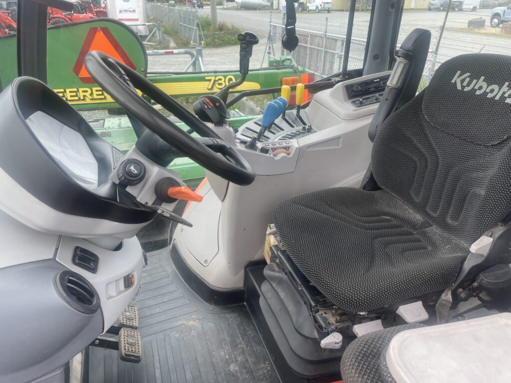 2016 Kubota M7-151P-PS 4