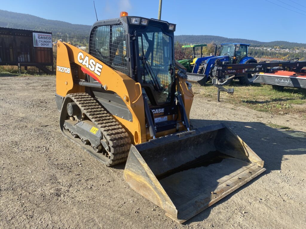 2022 Case TR270B Track loader 1