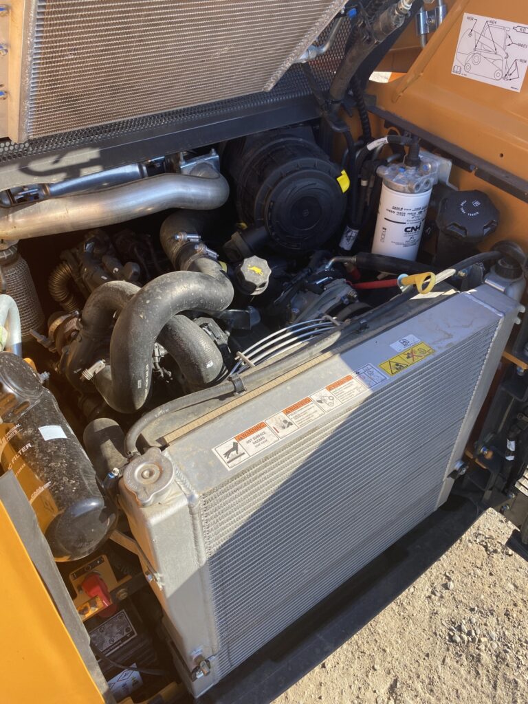 2022 Case TR270B Track loader 4