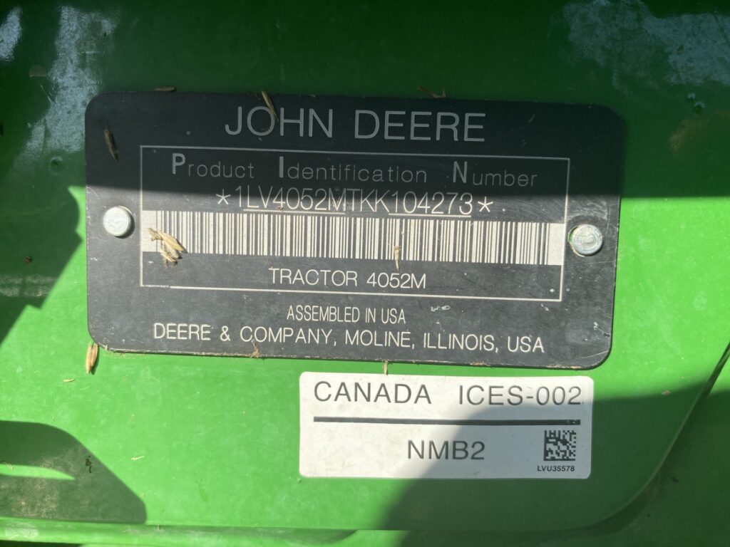 2018 John Deere 4052M 14