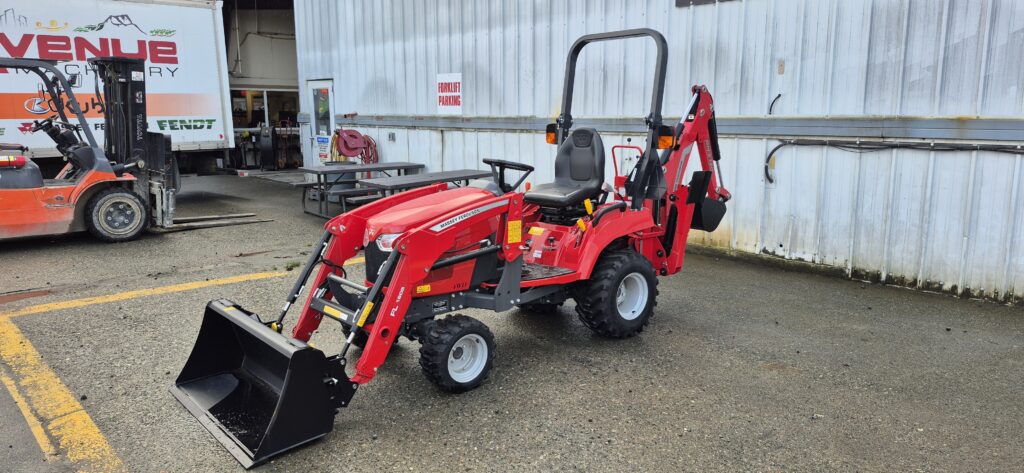 Massey Ferguson MFGC1723E 23 Hp HST Compact Tractor with Loader and Backhoe