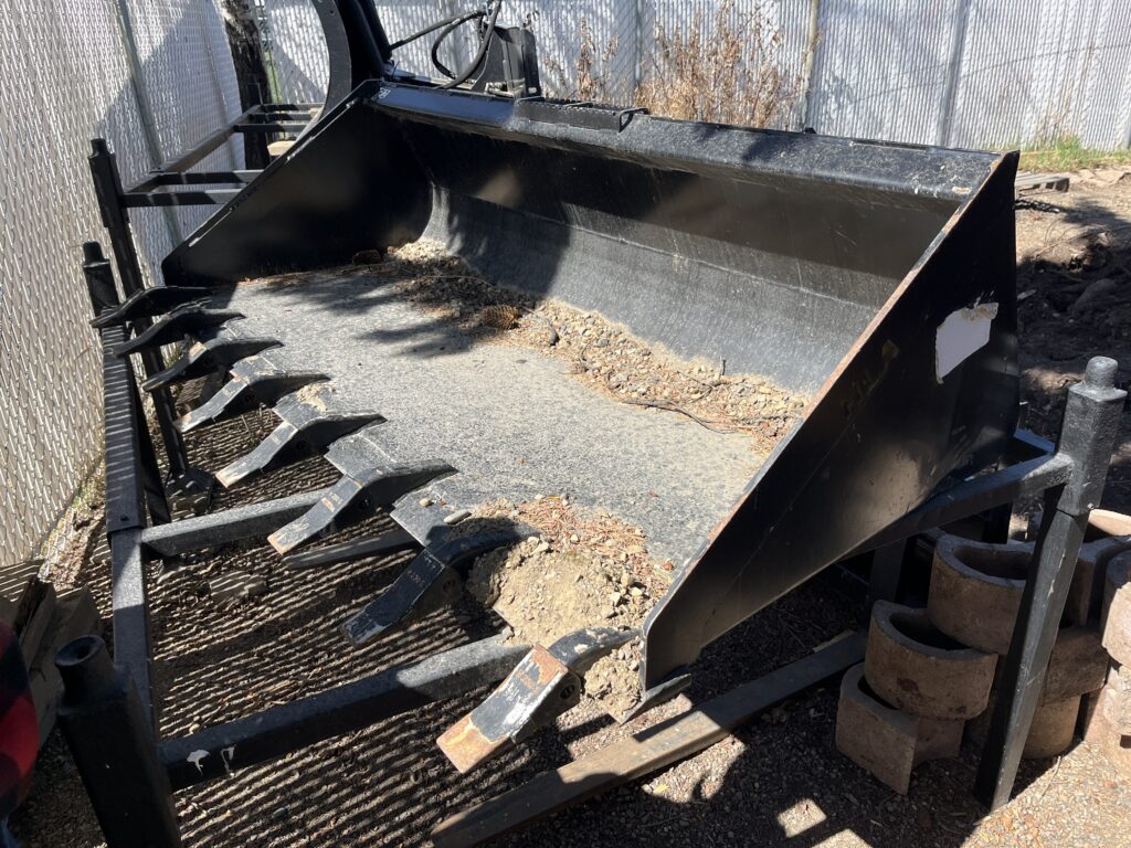 2021 HLA SBLP72T8BO50 Bucket w/ Teeth