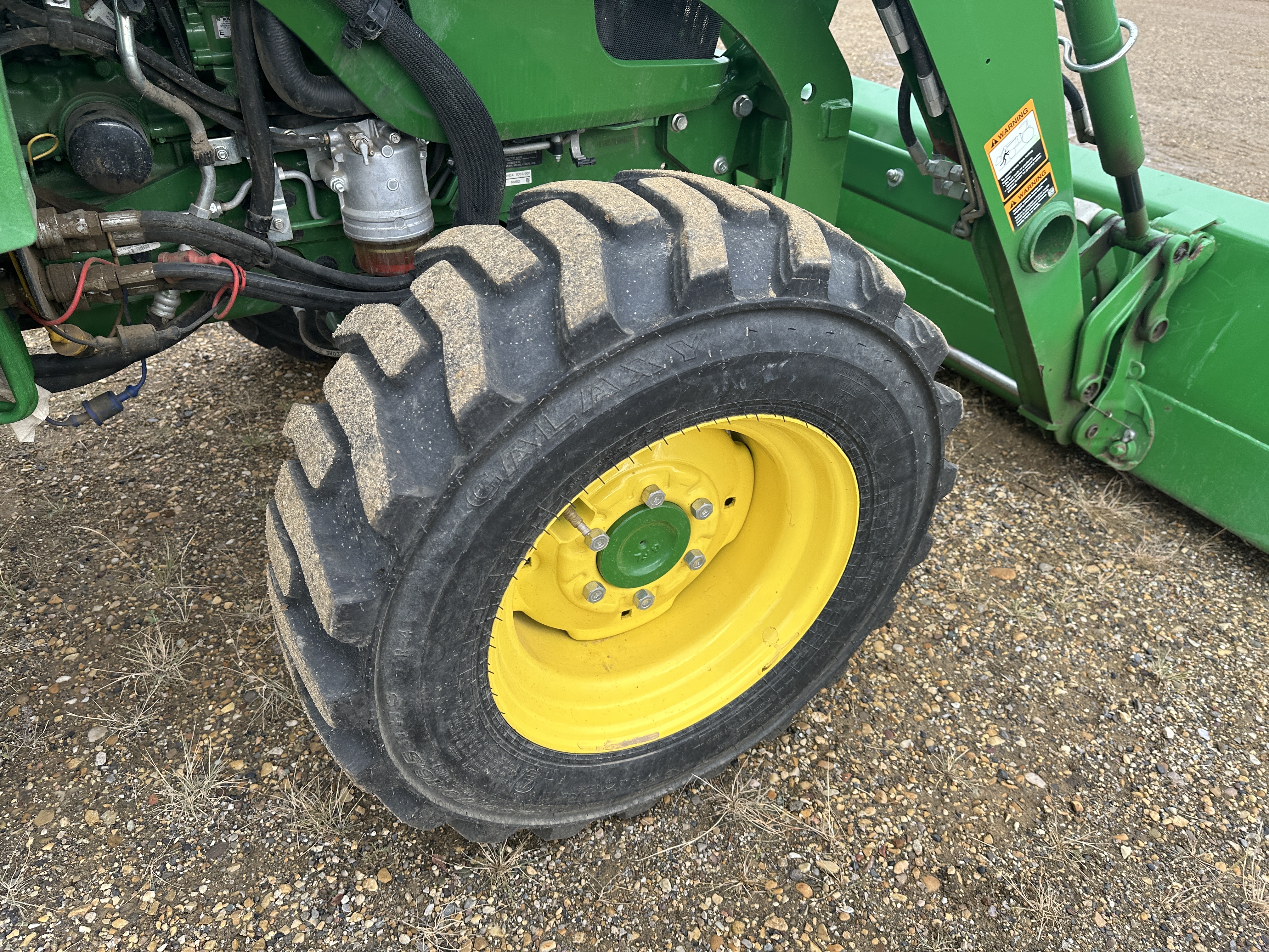 2021 John Deere 4052R Tractor w/ 440 Loader 4