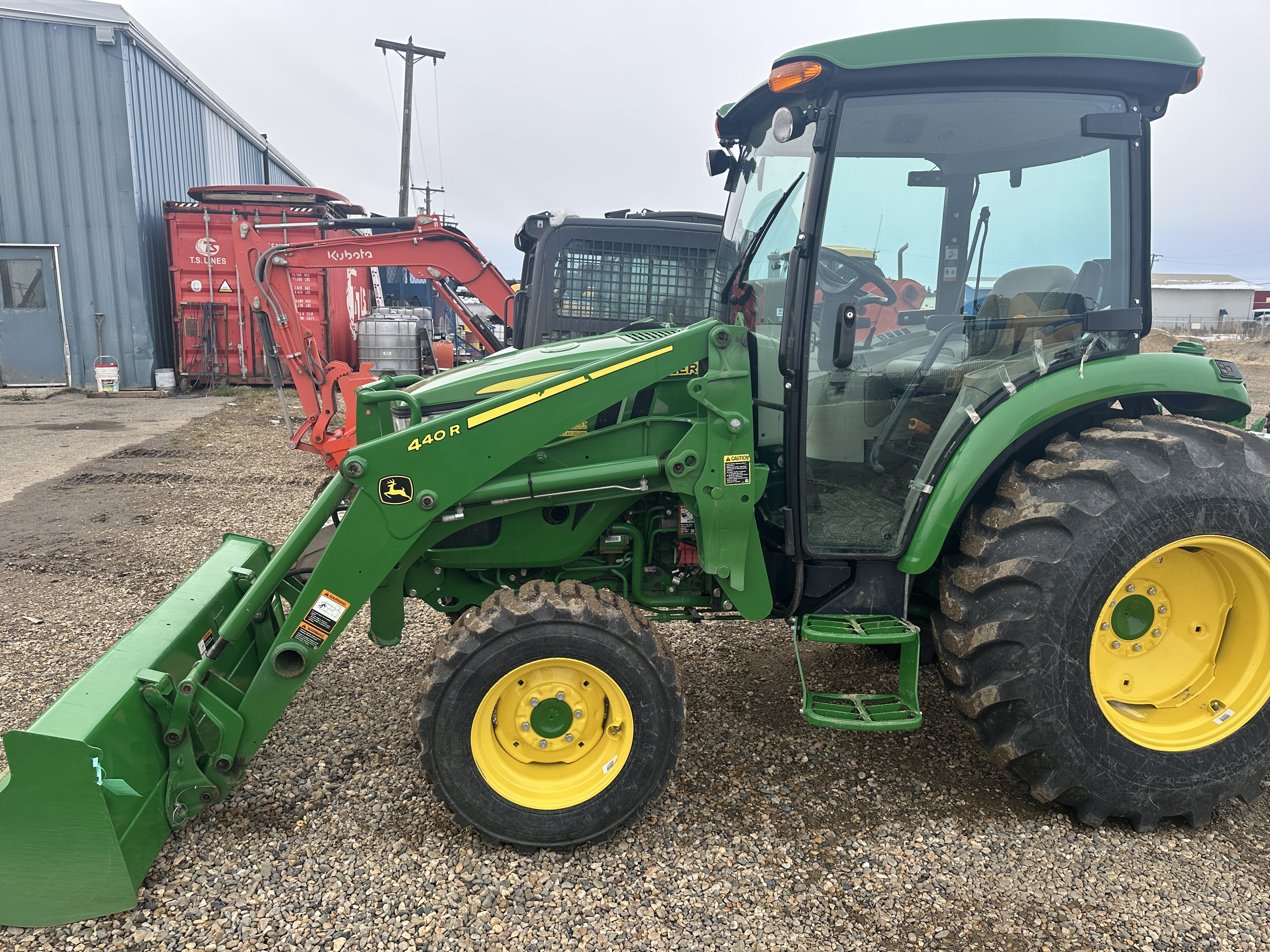 2021 John Deere 4052R Tractor w/ 440 Loader 17