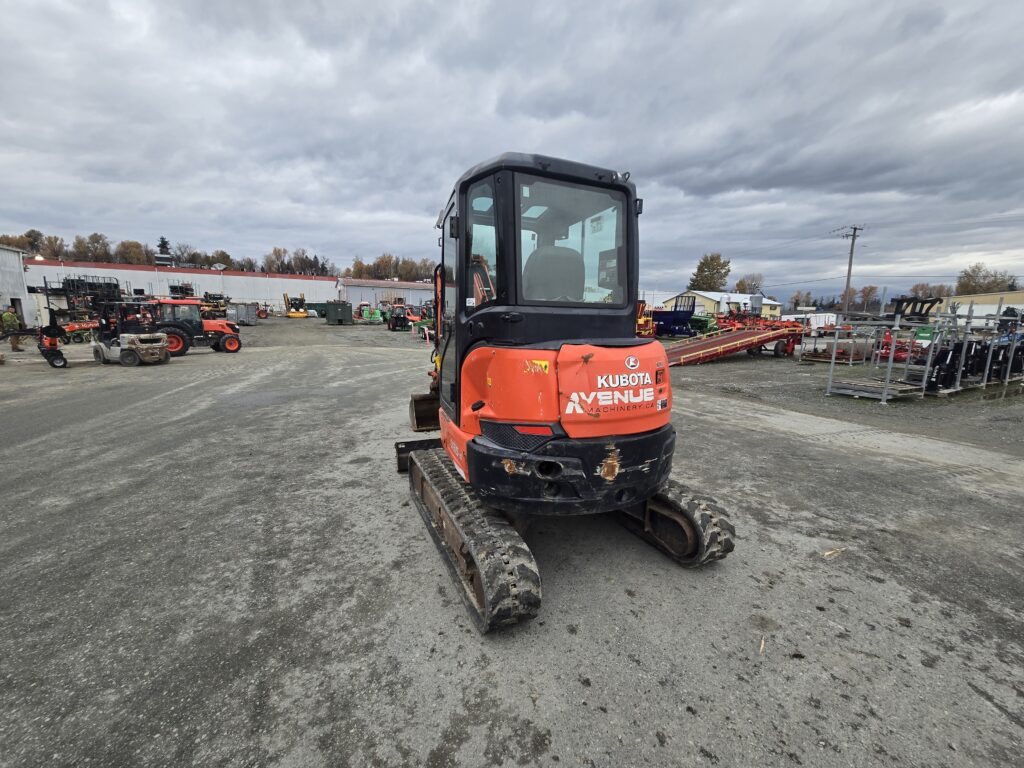 2018 Kubota U35 Excavator 2