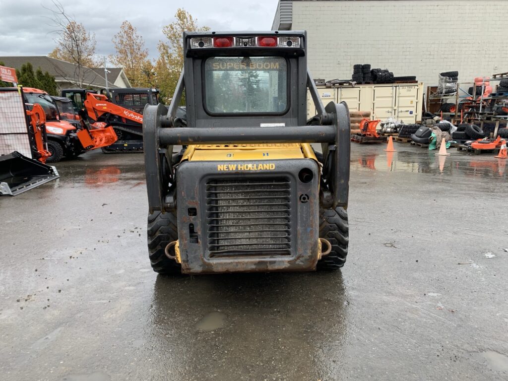 2005 New Holland L150 3