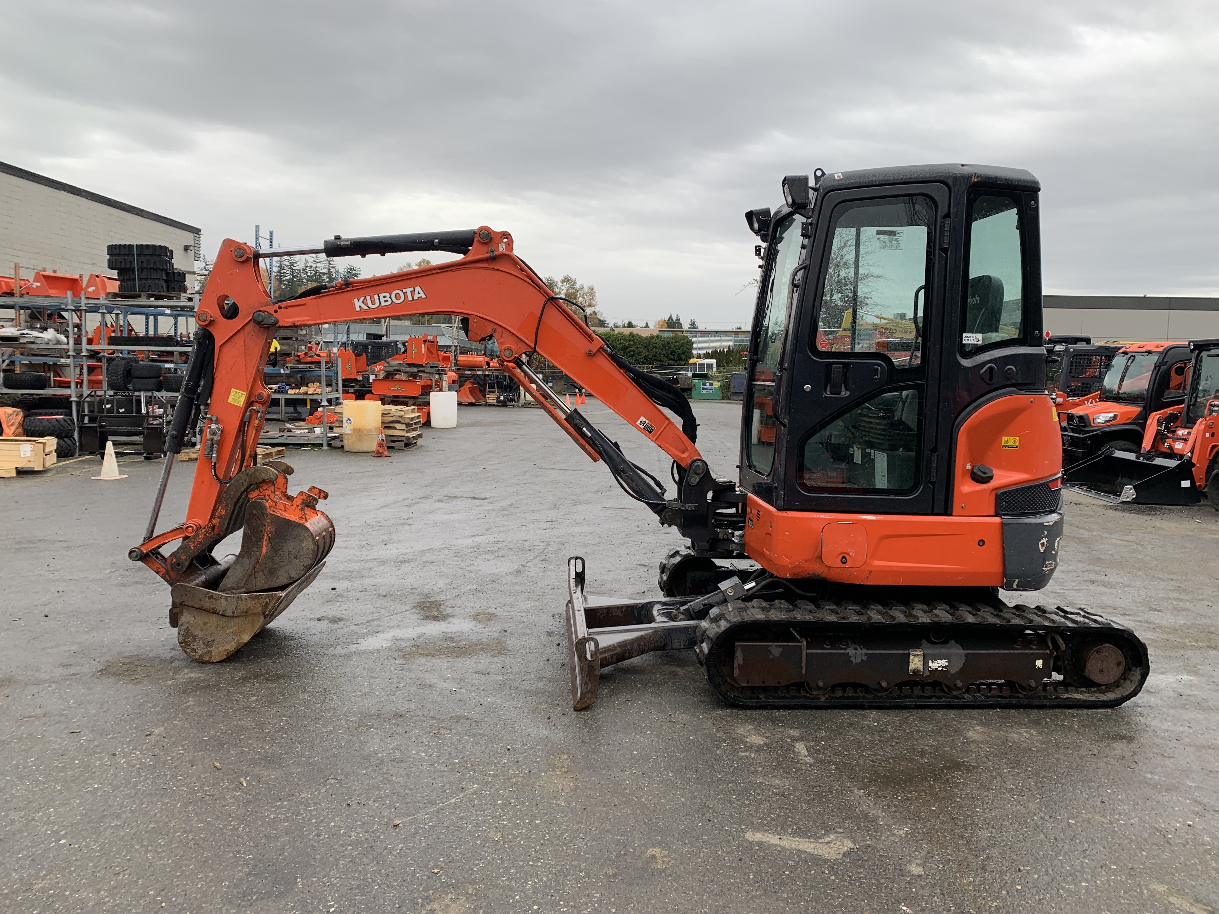 2017 Kubota U35-4G 1