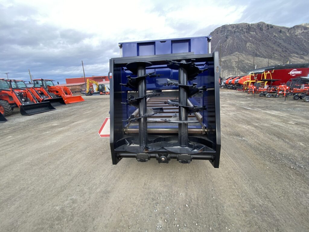 JBS M Series Manure Spreader (16FT Model) 1