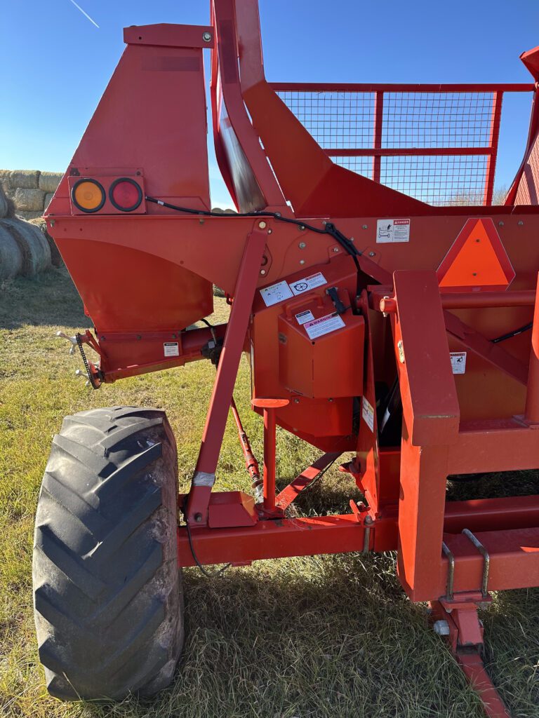 2018 Highline CFR651 Bale Buster 5