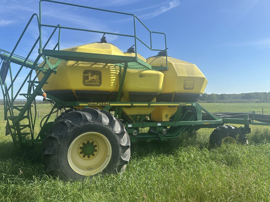 1999 John Deere 1820 Air Drill with 1900 Tank 3