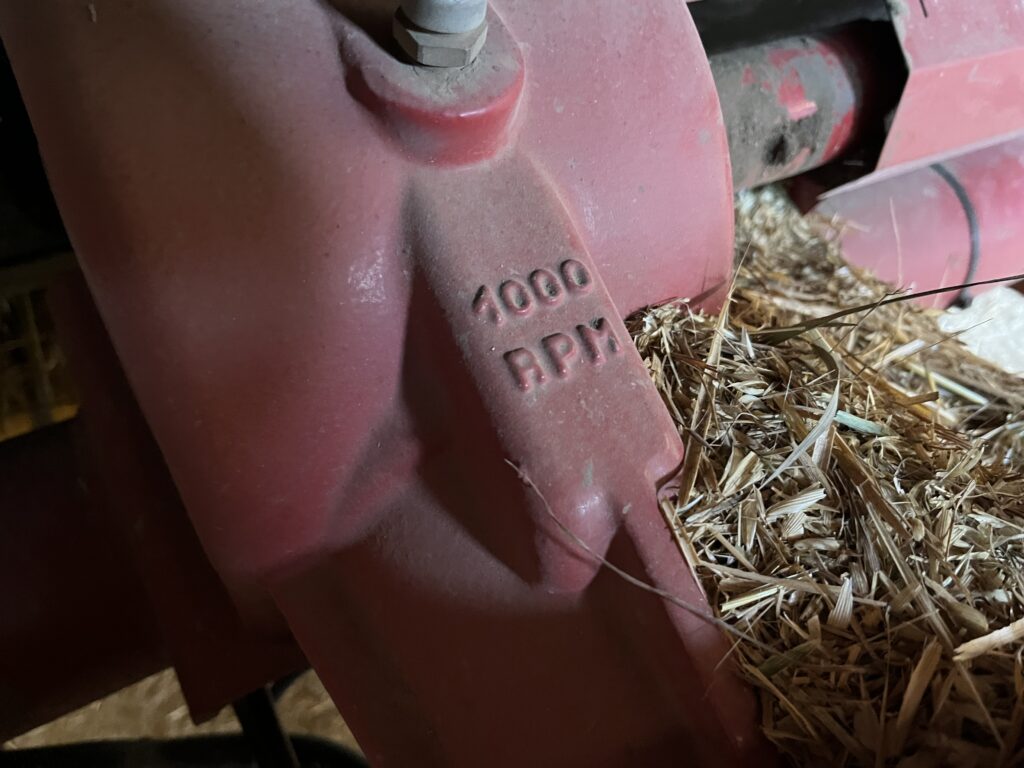 2017 New Holland RB560 Baler 10