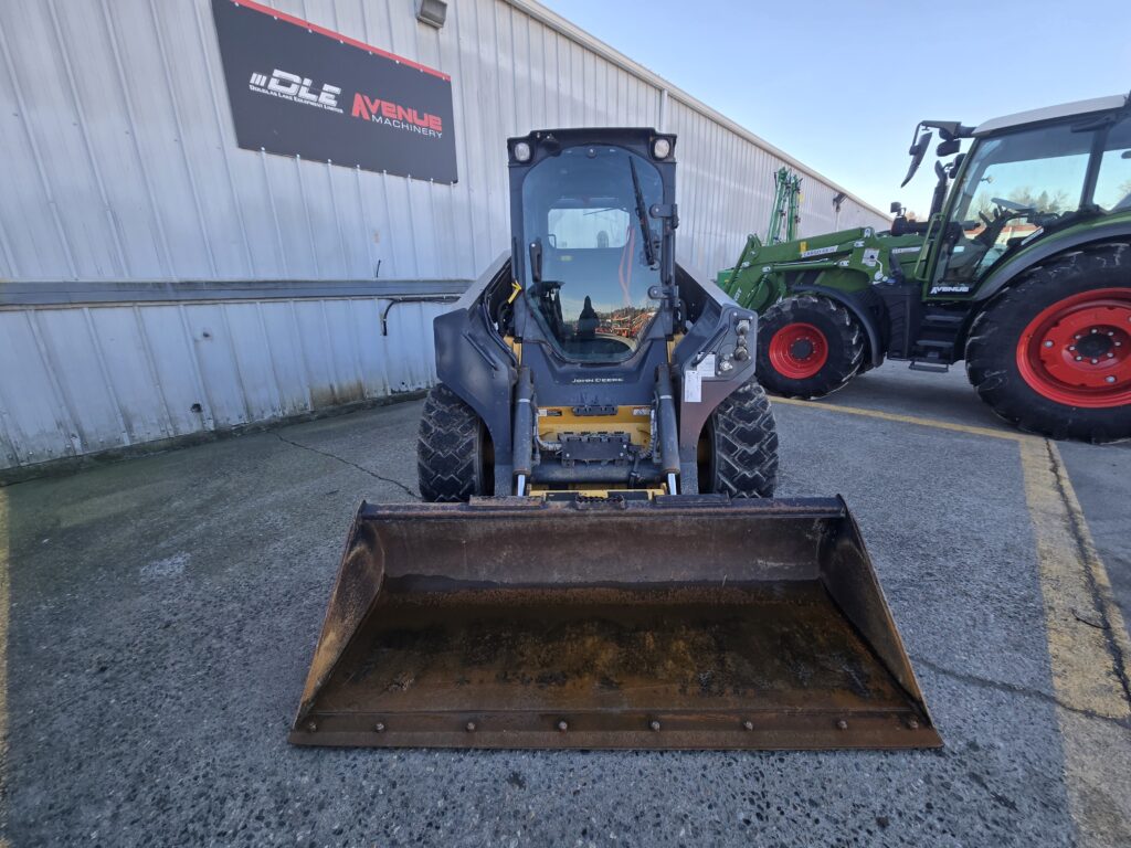 2021 John Deere 330G Skid Steer 5