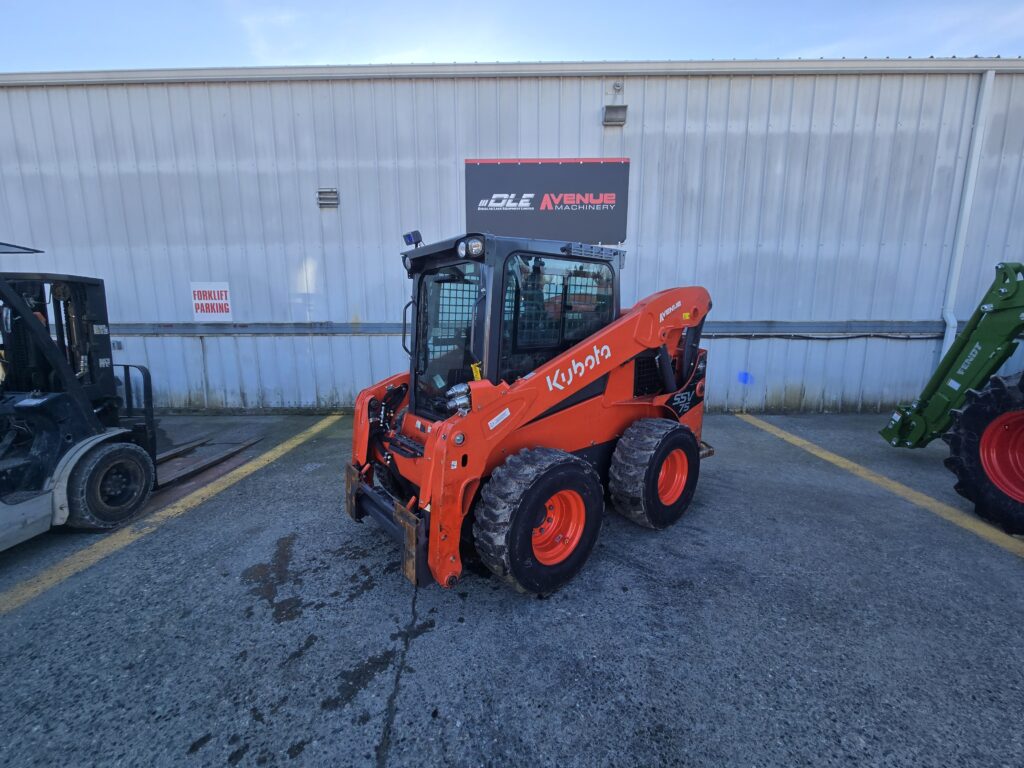 2022 Kubota SSV75HC