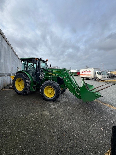 2022 JOHN DEERE 5100M TRACTOR 2