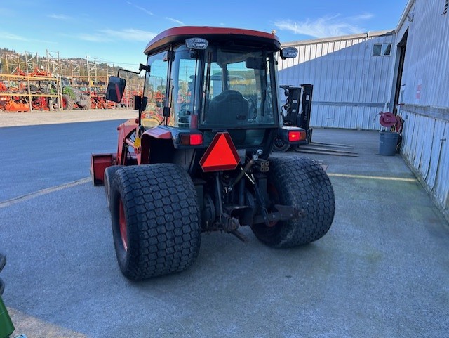 2008 Kubota L5240HSTC Cab Tractor 3