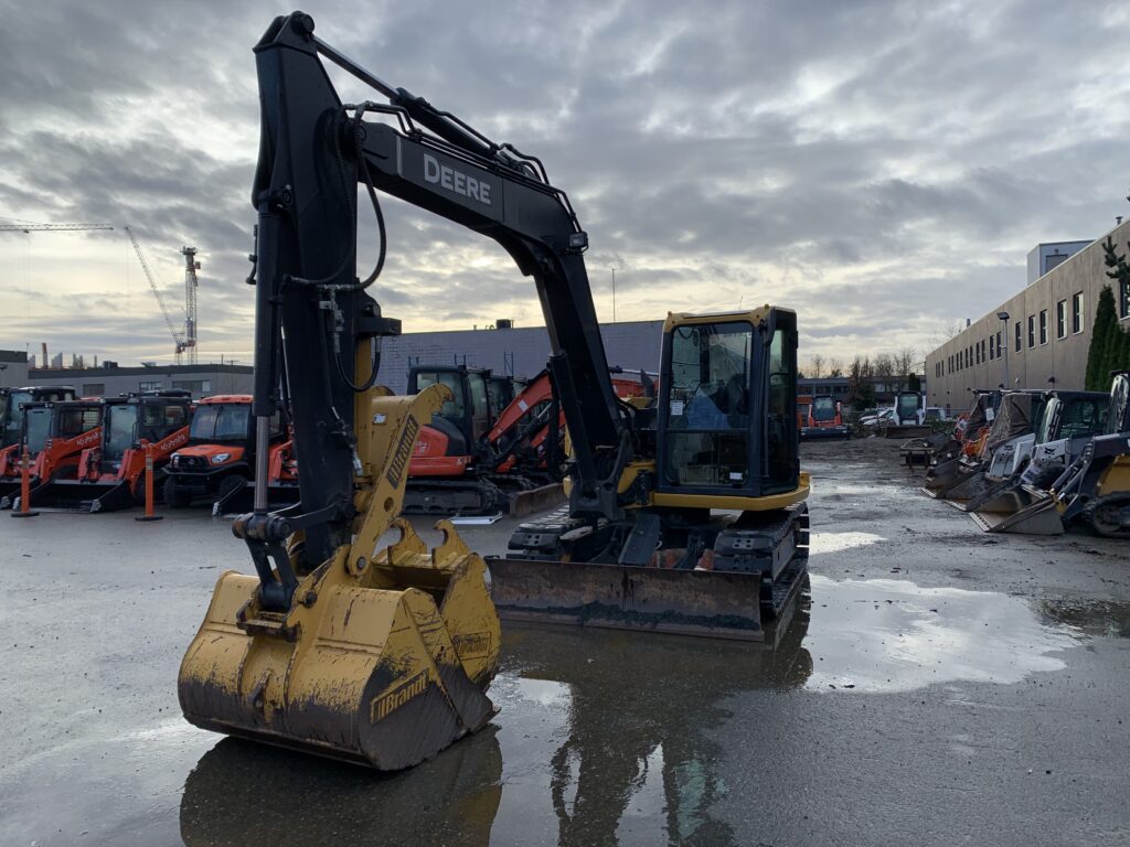 2022 JOHN DEERE 85G 1