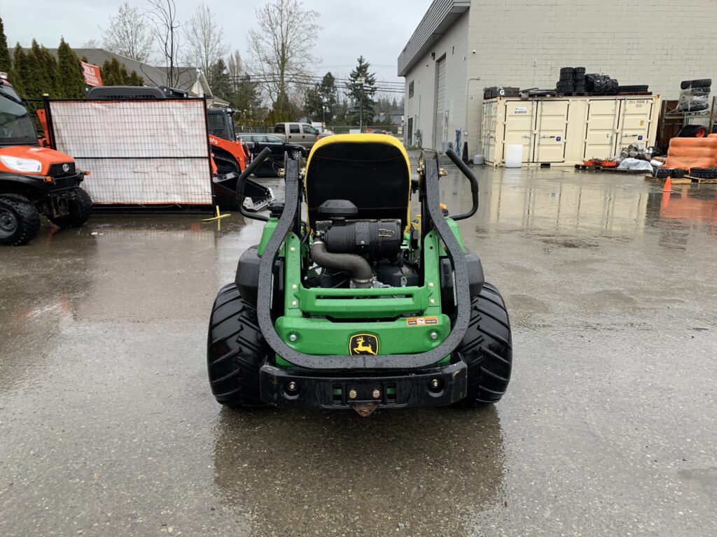 2012 John Deere Z925A 1