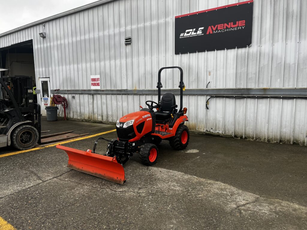 2019 Kubota BX2380 Tractor w/ Blade