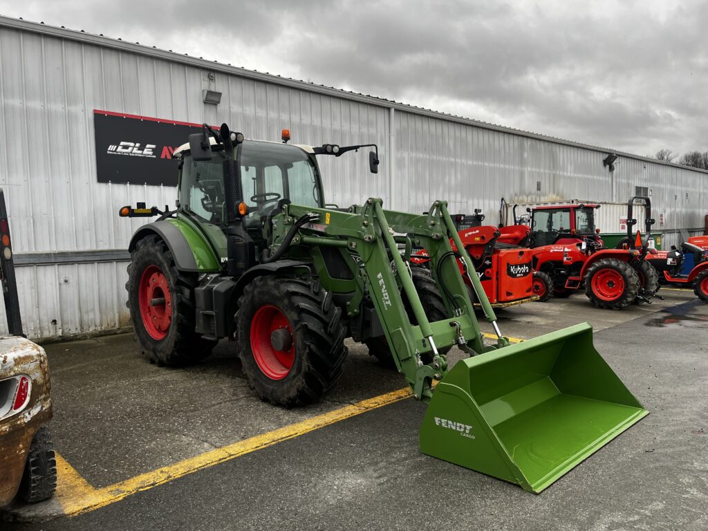 2016 Fendt 514 Cab Tractor w/ Loader 1