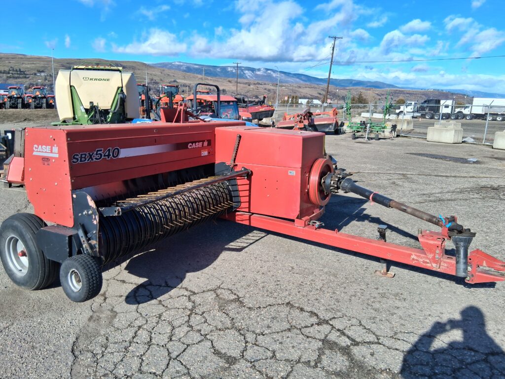 CASE SBX540 SQUARE BALER 1
