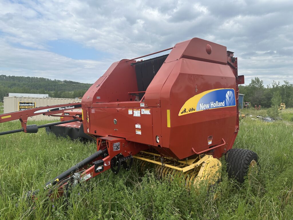 2008 New Holland BR7090 Baler
