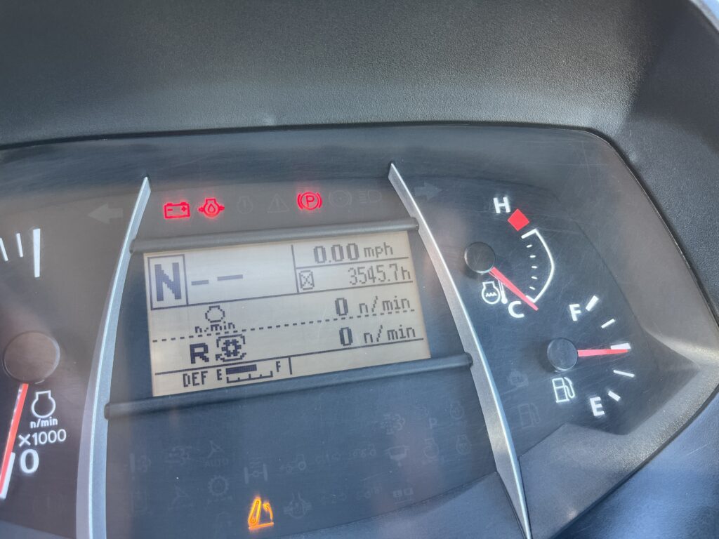 2017 Kubota M7-151PS Tractor 7