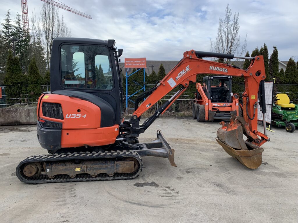 2019 KUBOTA U35-4G 1