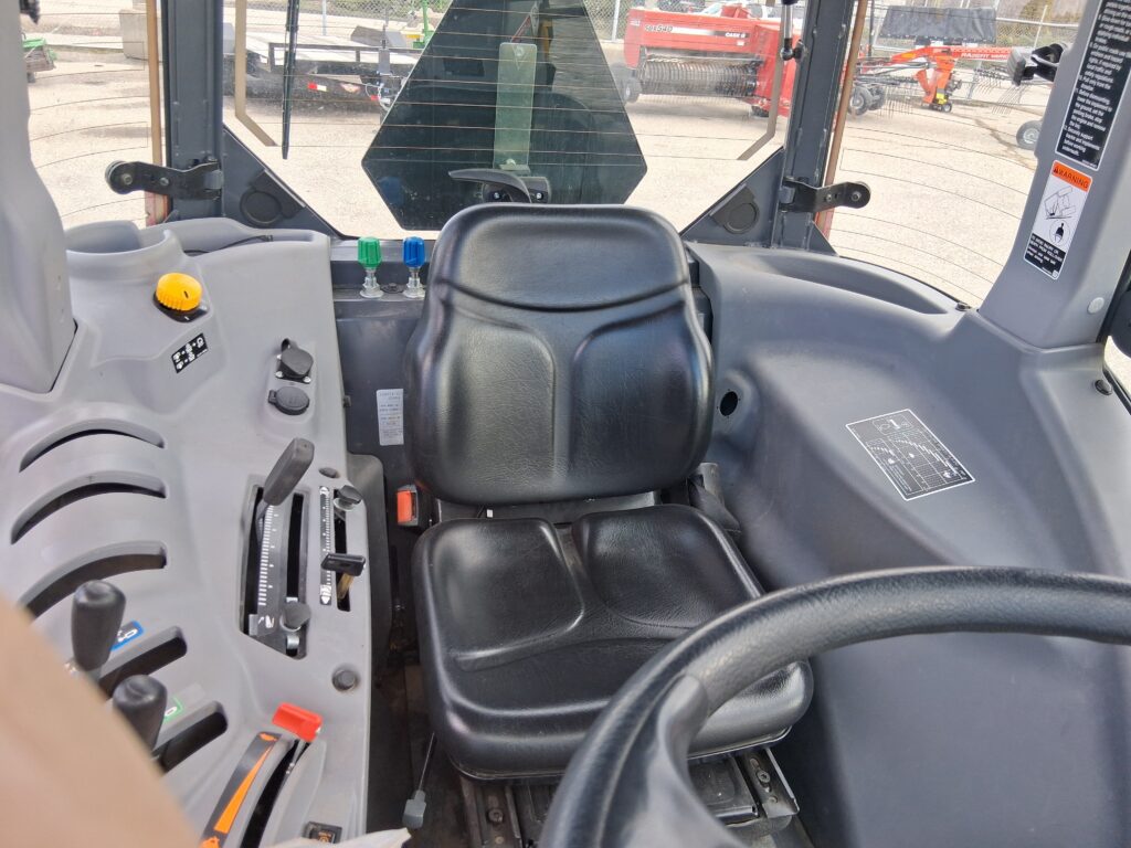 Kubota M5N-091HDCC12 6