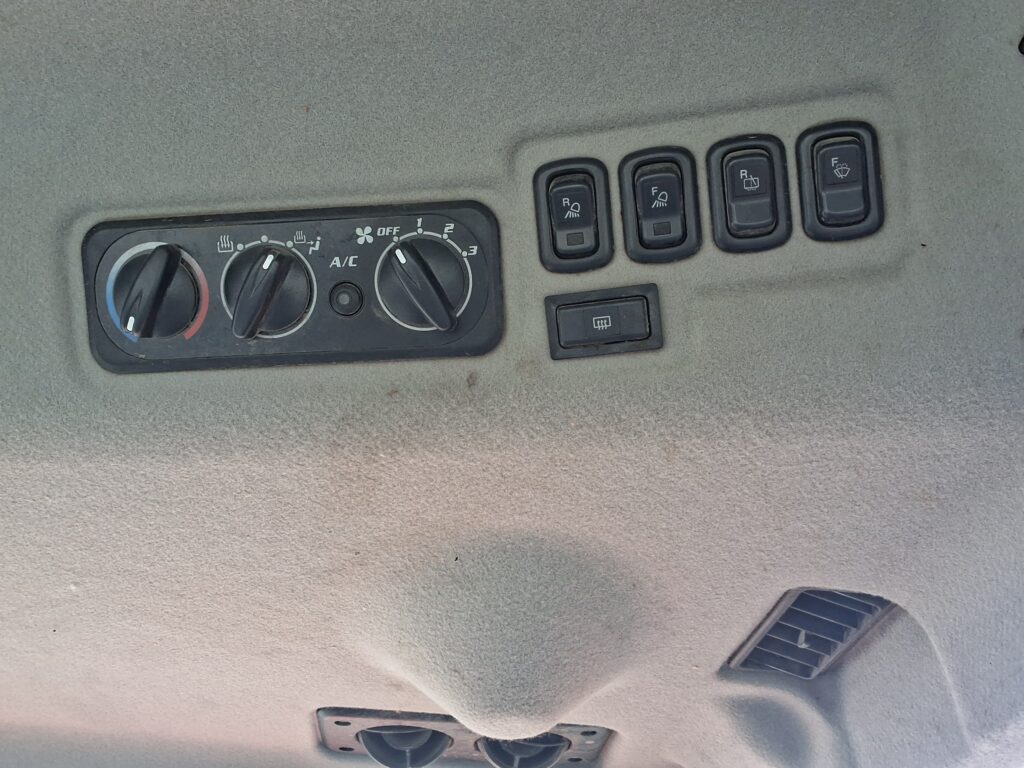 Kubota M5N-091HDCC12 8