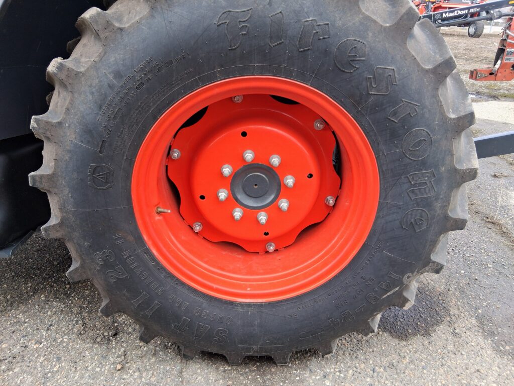 Kubota M5N-091HDCC12 5