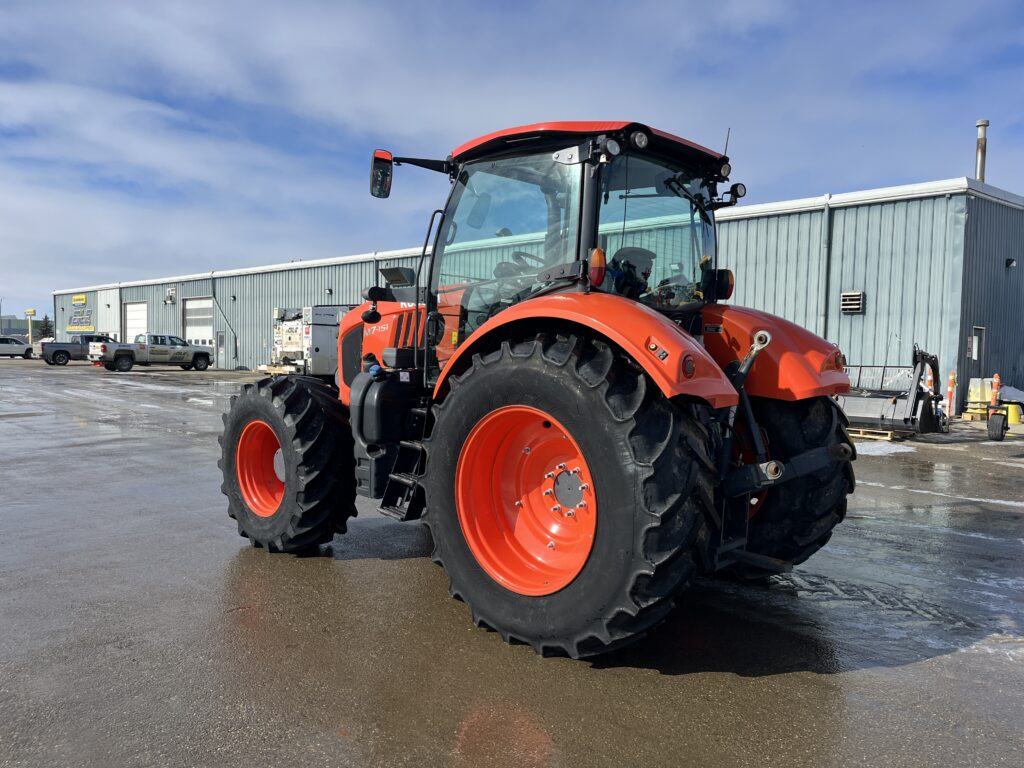 Kubota M7-151S-PS Tractor E054721 6
