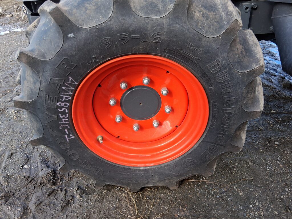 Kubota M4N-071HDCC12 4