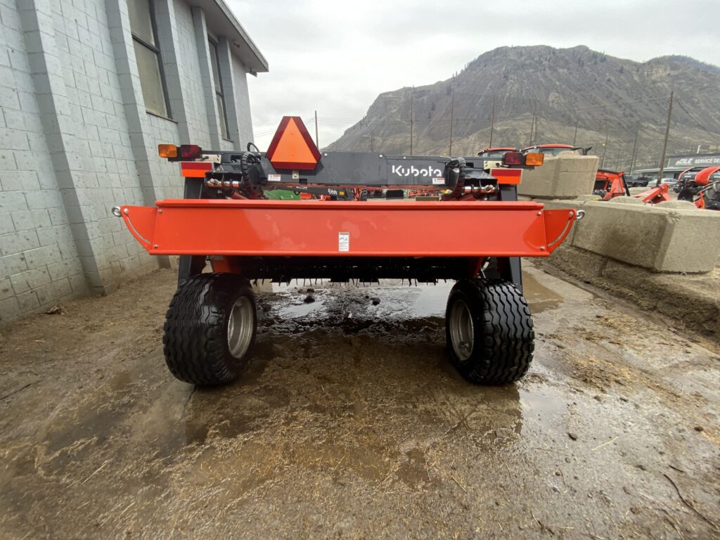 2023 Kubota DMC 8028T mower conditioner 3