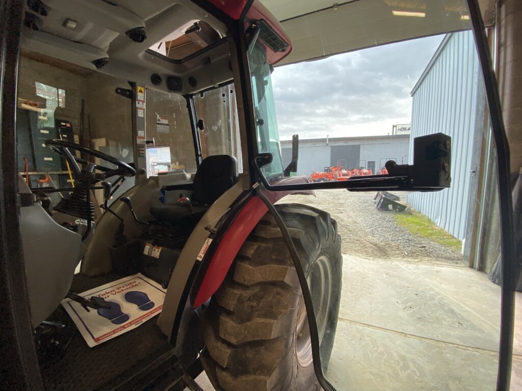 2016  Mahindra 2565ST Tractor W/ Grapple bucket 7