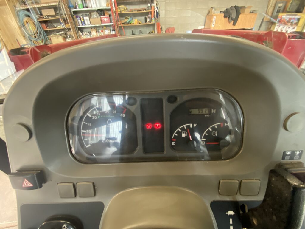 2016  Mahindra 2565ST Tractor W/ Grapple bucket 12