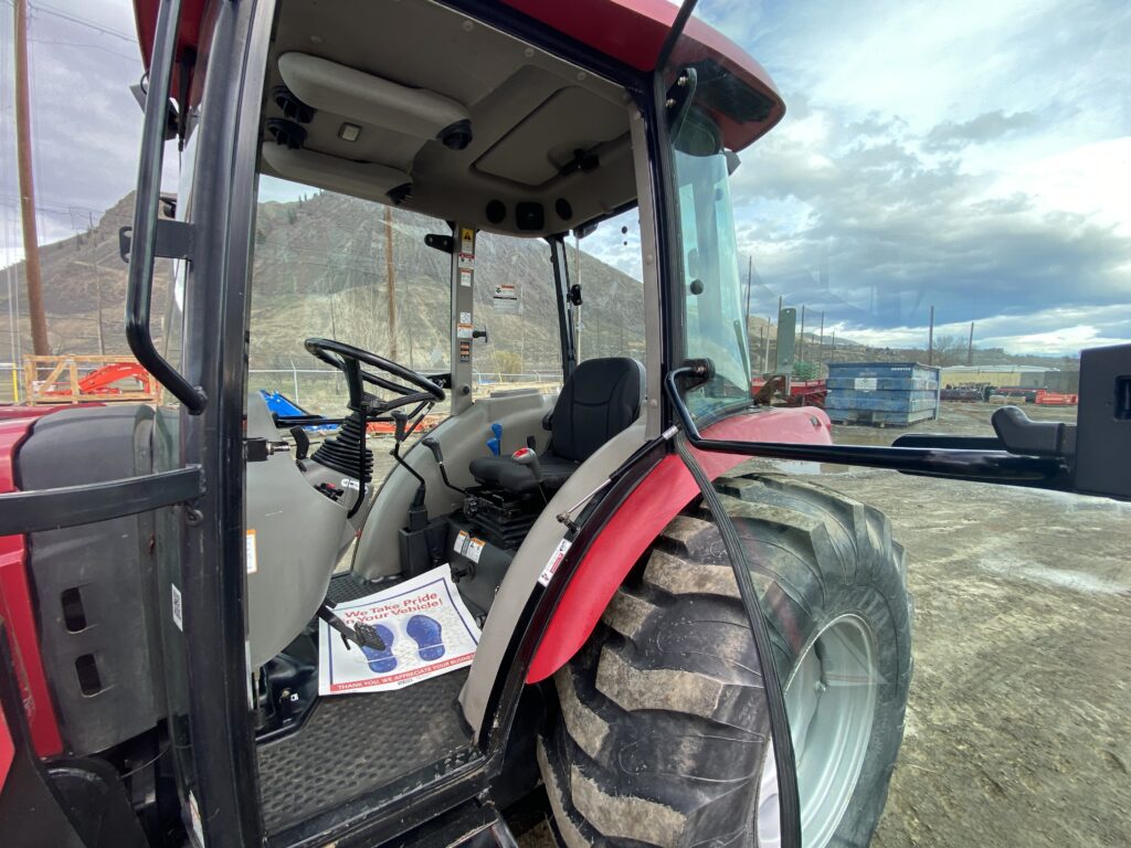 2016  Mahindra 2565ST Tractor W/ Grapple bucket 6