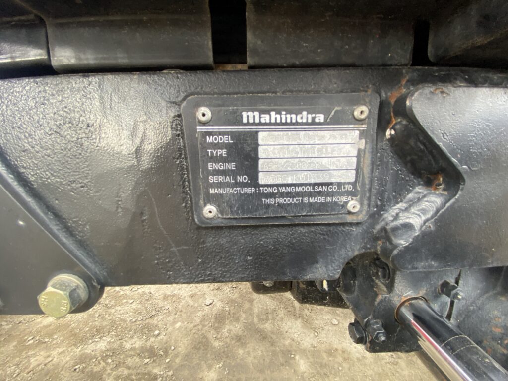 2016  Mahindra 2565ST Tractor W/ Grapple bucket 5