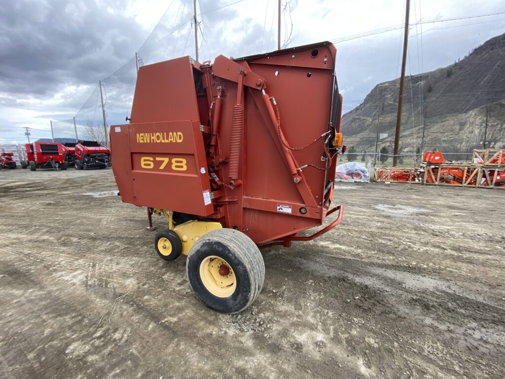 2001 New Holland 678 baler 5